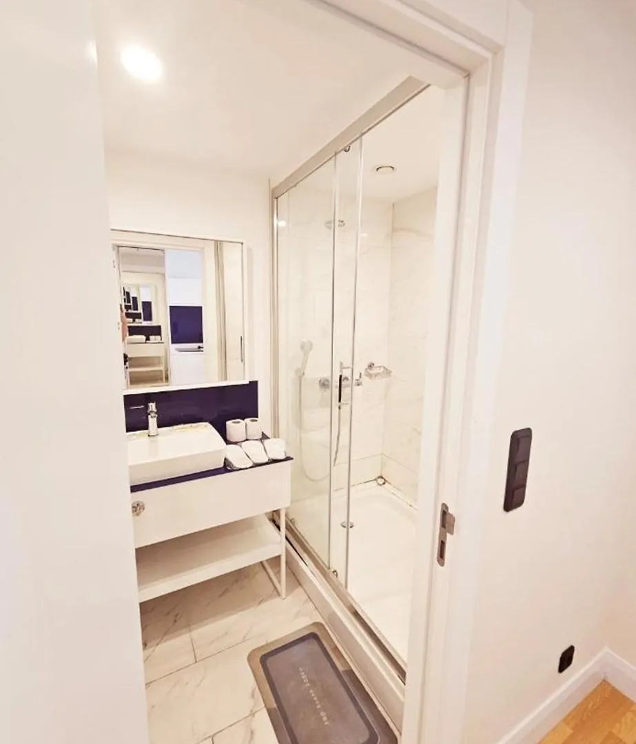 Orbi City Apartment C45 Batumi